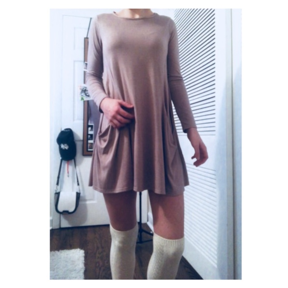 Soprano light purple dress